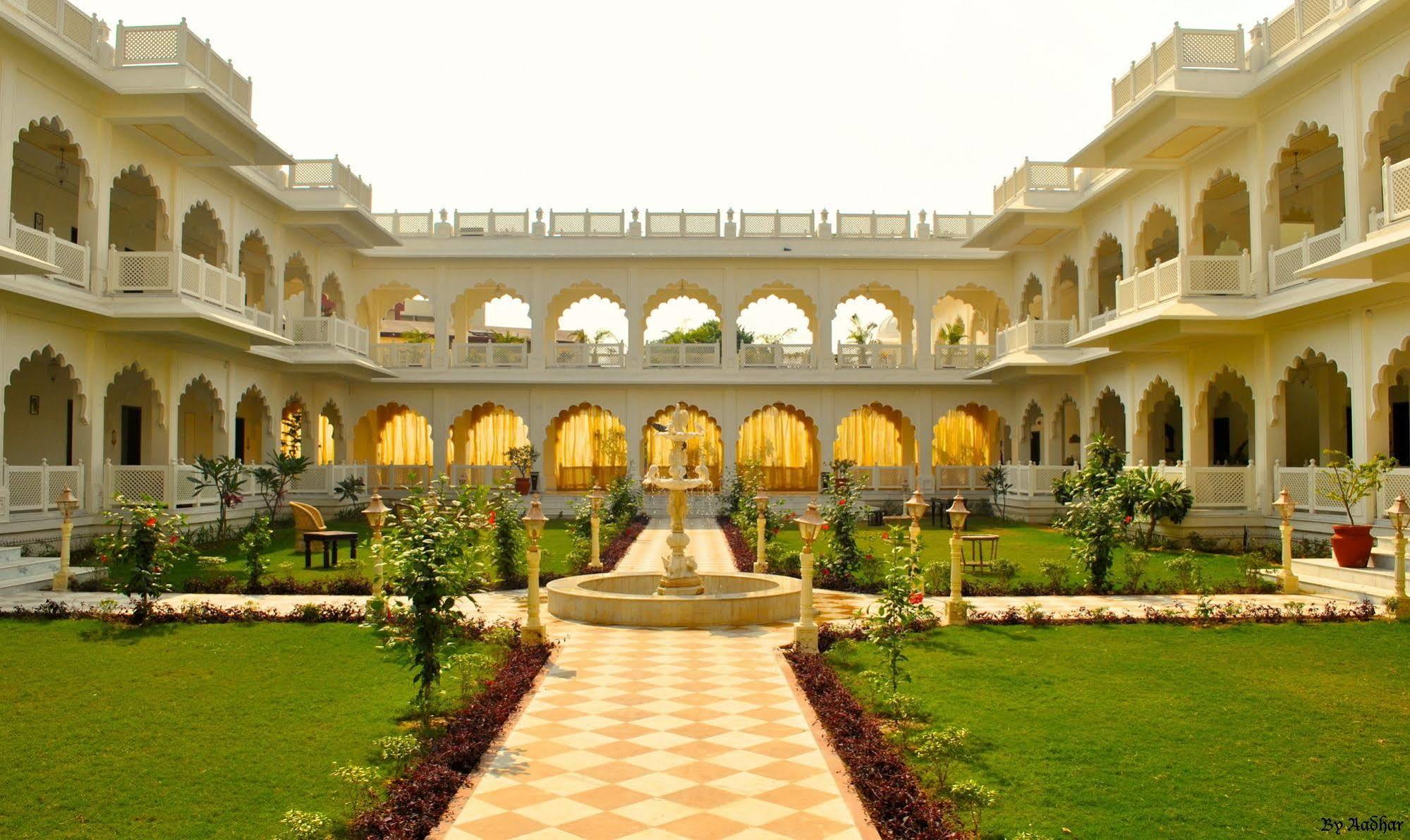 Treehouse Anuraga Palace Hotel Sawai Madhopur Exterior photo